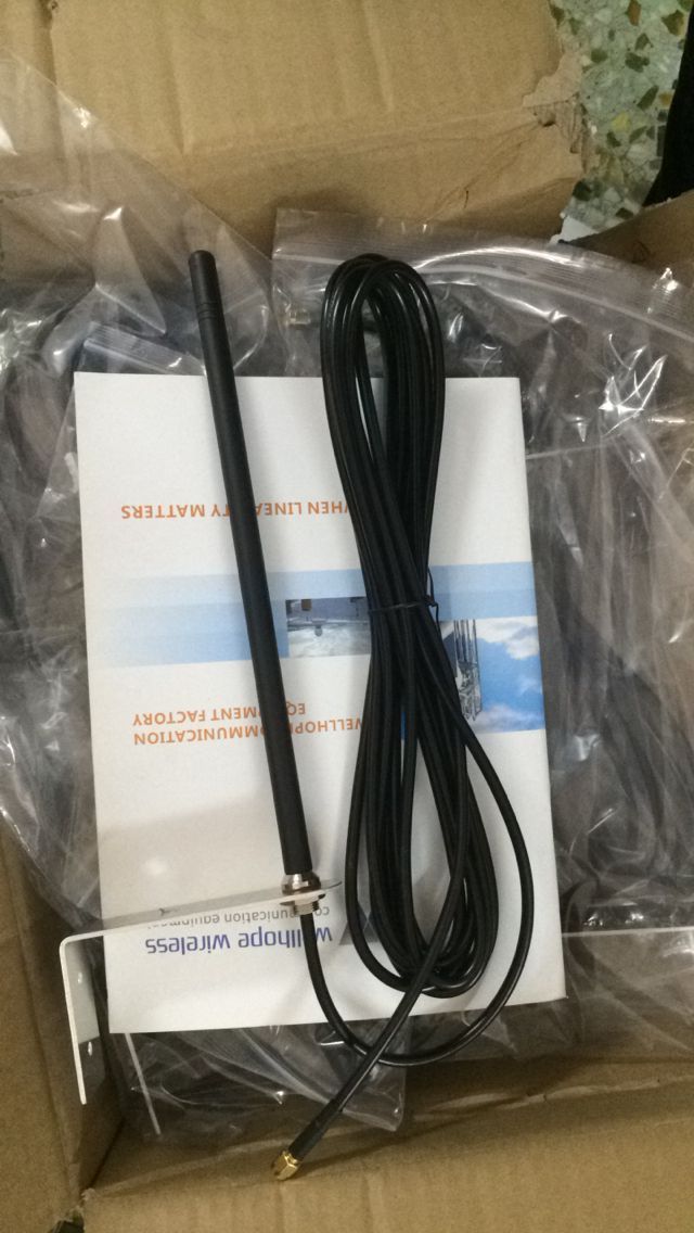 Antenna omni 2013/3/12 500 pz GSM 3G WH-G e 3 sulla nave